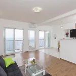 Manuela - One-bedroom With Balcony And Sea View *