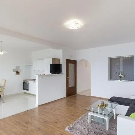 Manuela - One-bedroom With Balcony And Sea View A2 2 *