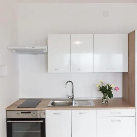Apartment Manuela - One-bedroom With Balcony And Sea View A2 2 *