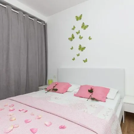 Manuela - One-bedroom With Balcony And Sea View A2 2 Apartment
