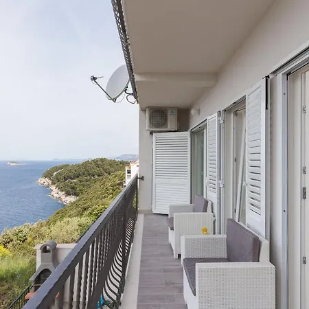 Manuela - One-bedroom With Balcony And Sea View A2 2 Apartment Cavtat