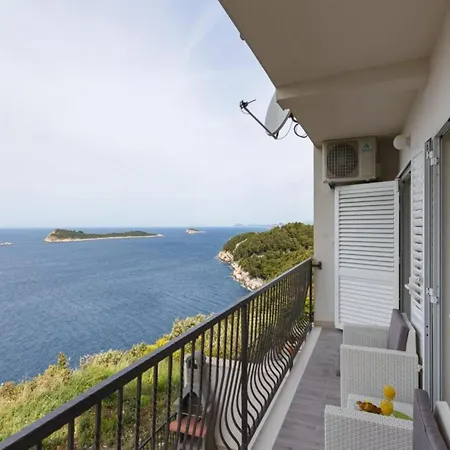Manuela - One-bedroom With Balcony And Sea View *