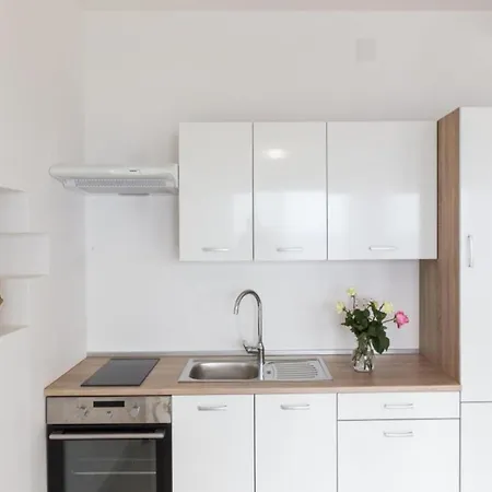 Manuela - One-bedroom With Balcony And Sea View * 察夫塔特