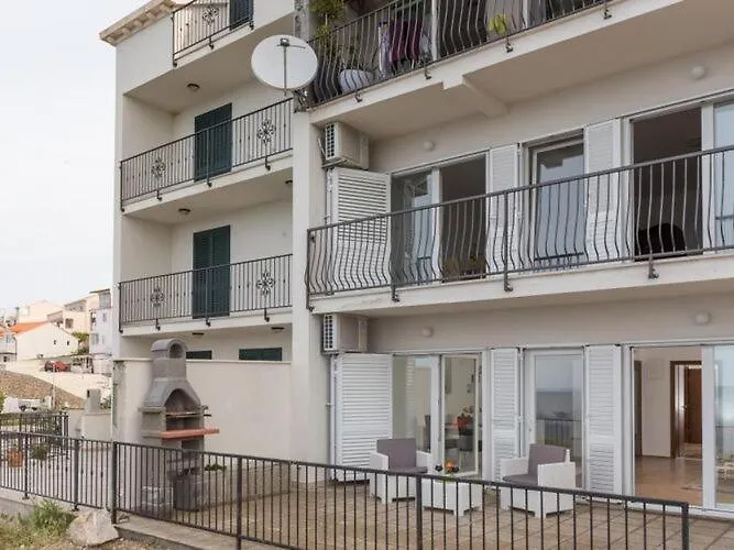 Manuela - One-bedroom With Balcony And Sea View * 察夫塔特