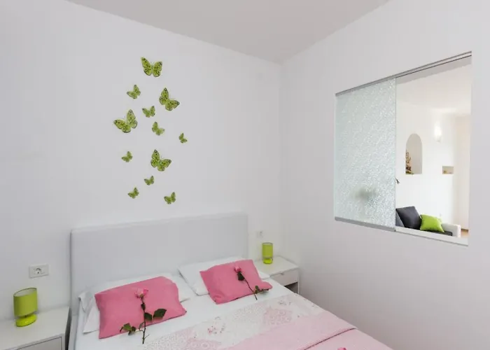 Manuela - One-bedroom With Balcony And Sea View * 察夫塔特