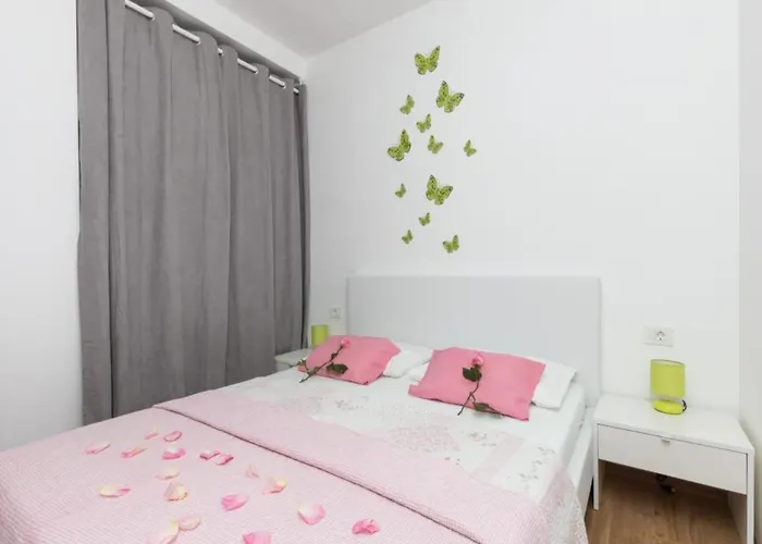 Manuela - One-bedroom With Balcony And Sea View 察夫塔特